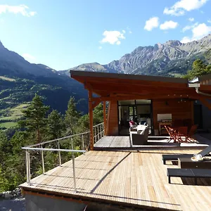 https://chalet-contemporain-ubaye.fr-provencehotel.com